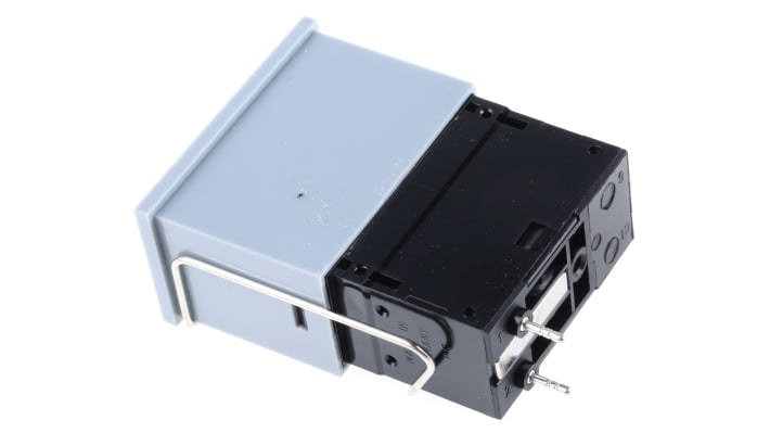 Contatore impulsi Kübler 1.230.210.013, 6 cifre, 10Hz, montaggio a pannello, alimentazione 24 V c.c., peso 83 g.