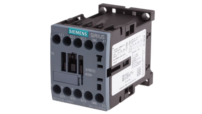 Contattore Siemens 3RT2018-1AB01, 3 poli, 16A, 7,5 kW, bobina 24V c.a. per applicazioni industriali. Montaggio rapido su guida DIN, IP20.