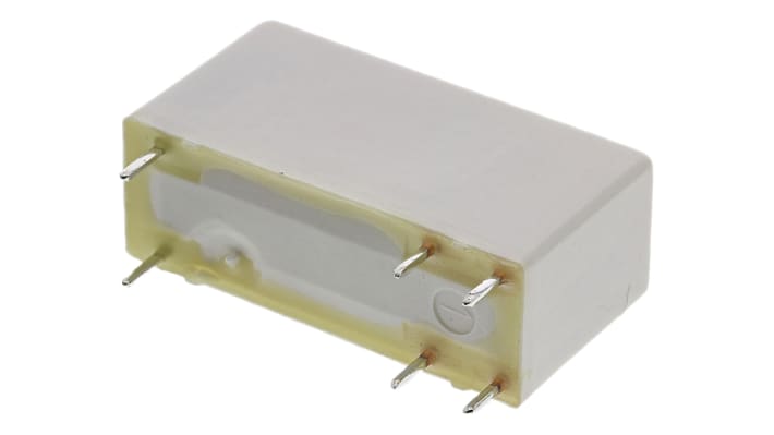 Relè di potenza Finder 43.61.9.024.2300, SPST, 24V cc, montaggio su PCB, dimensioni 15,4 x 10,2 x 30,2 mm, corrente 16 A.