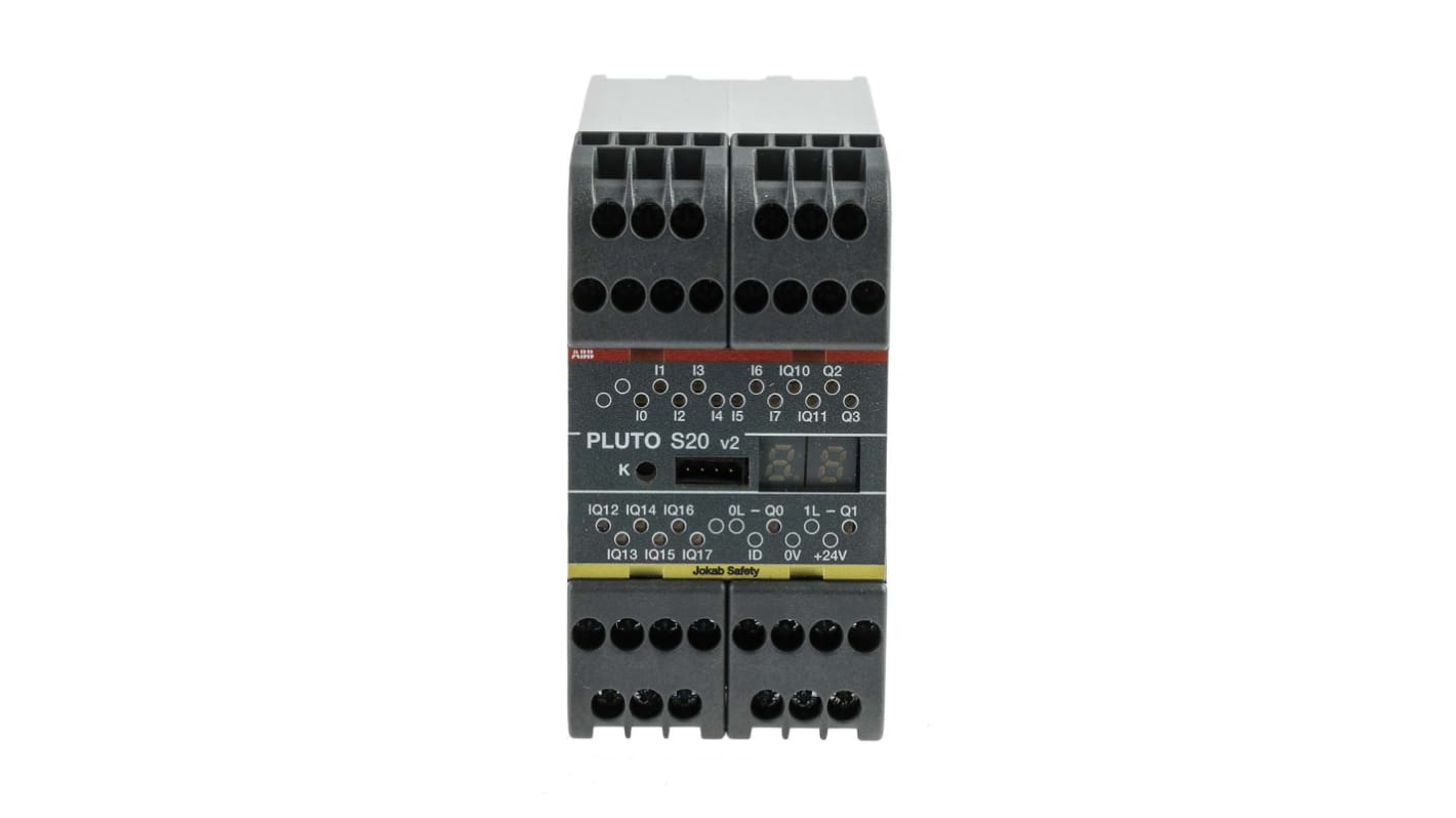 Controller di sicurezza ABB 2TLA020070R4700 Pluto S20 v2, 20 I/O, montaggio su guida DIN, dimensioni 120 x 84 x 45 mm.