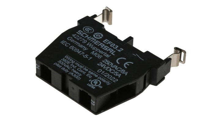 Schmersal EF03.2, modulo contatti 1 NA per arresto di emergenza, dimensioni 46 x 10 x 60 mm, grado di protezione IP40.