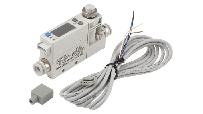 Interruttore di flusso SMC PFM750S-C8-A-W per aria secca e gas, portata 1-50 l/min, alimentazione 24 V c.c., design compatto.