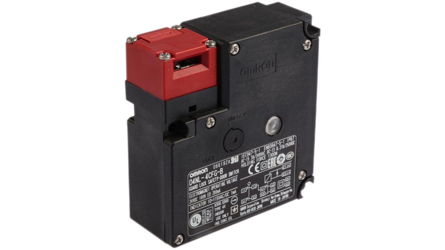 Interruttore di interblocco a solenoide Omron D4NL-4CFG-B, 24V cc, IP67, montaggio versatile, dimensioni 95mm x 88.5mm x 35.5mm.