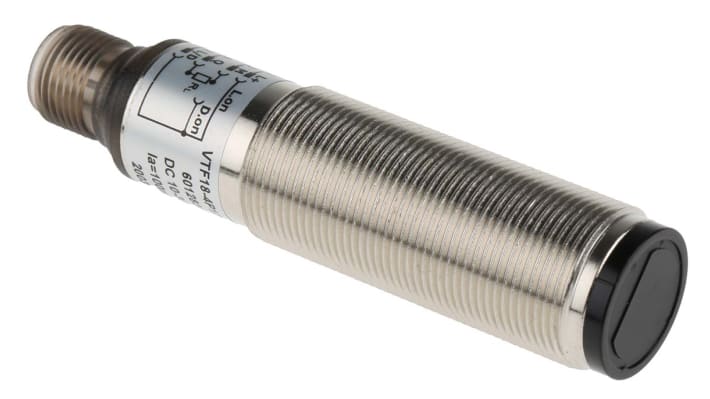 Sensore fotoelettrico cilindrico Sick VTF18-4P1240, rilevamento da 3 mm a 100 mm, uscita PNP, montaggio filettato, IP67.