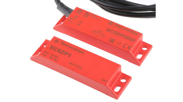 Interruttore di sicurezza magnetico Telemecanique Sensors XCSDMP5902, 24V cc, NA. Tolleranza al disallineamento 8mm, certificato IP66/IP67. Adatto per macchine industriali.