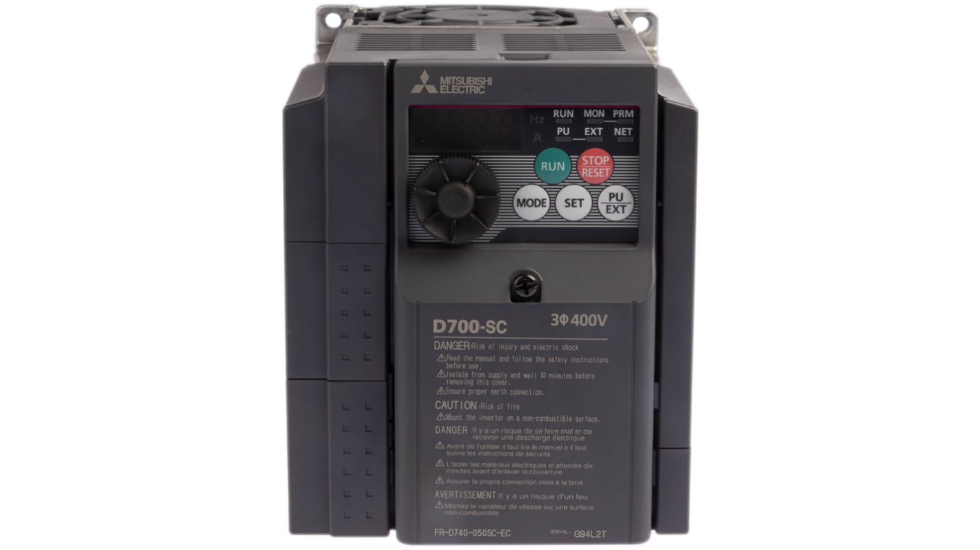 Inverter trifase Mitsubishi Electric FR-D740-050SC-EC, potenza 2,2 kW, dimensioni 128x108x155,5 mm, interfaccia ModBus.