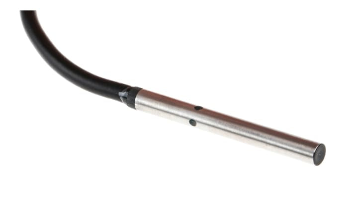 Omron E2E-C03SR8-WC-B1 2M, sensore di prossimità cilindrico PNP, rilevamento 0,8 mm, corpo in acciaio inox, IP67.