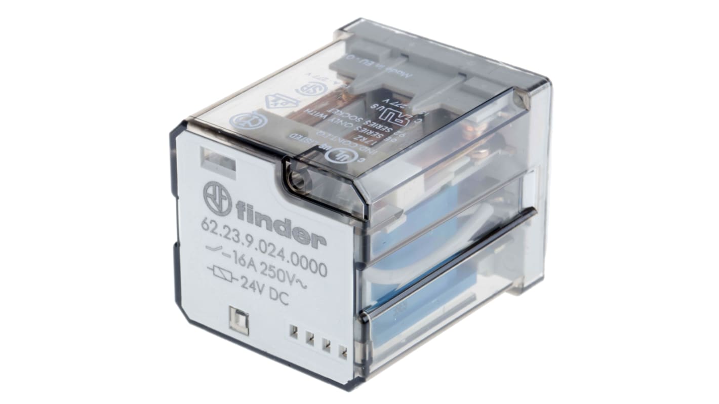 Finder 62.23.9.024.0000, relè di potenza 3PDT, bobina 24V cc, montaggio su PCB, dimensioni 38.2mm x 49.1mm.