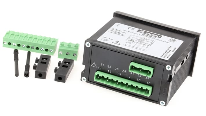 Voltmetro digitale Lovato DMK00R1, display LED 4 cifre, montaggio a pannello, dimensioni 96 x 48 mm, grado di protezione IP54.