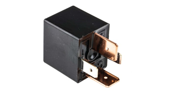 Relè automotive Panasonic CB1AH-12V, 70A, SPST, dimensioni 22 x 26.5 x 25.5 mm, operante da -40°C a +85°C.