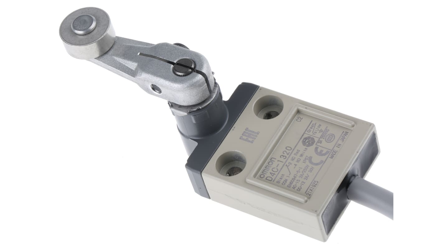 Interruttore di fine corsa Omron D4C-1320, leva a rullo, configurazione NO/NC, protezione IP67, dimensioni 65x40x16 mm.