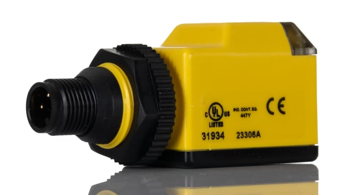 Sensore fotoelettrico rettangolare a retroriflessione Banner Q25SP6LPQ, rilevamento fino a 2 m, uscita PNP, IP69K.