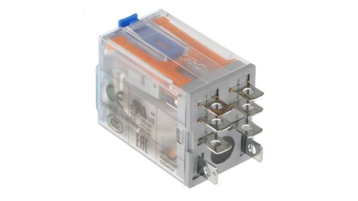 Relè di potenza Turck C7-A20 DPDT, bobina 24V cc, corrente 10 A, dimensioni 21 x 37,5 x 28 mm, montaggio a innesto.