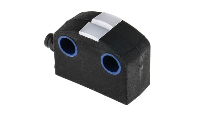 Interruttore di sicurezza RFID Schmersal RSS260-D-ST, grado di protezione IP67, dimensioni 39.2x29.5x18mm, distanza di commutazione 6-18mm.