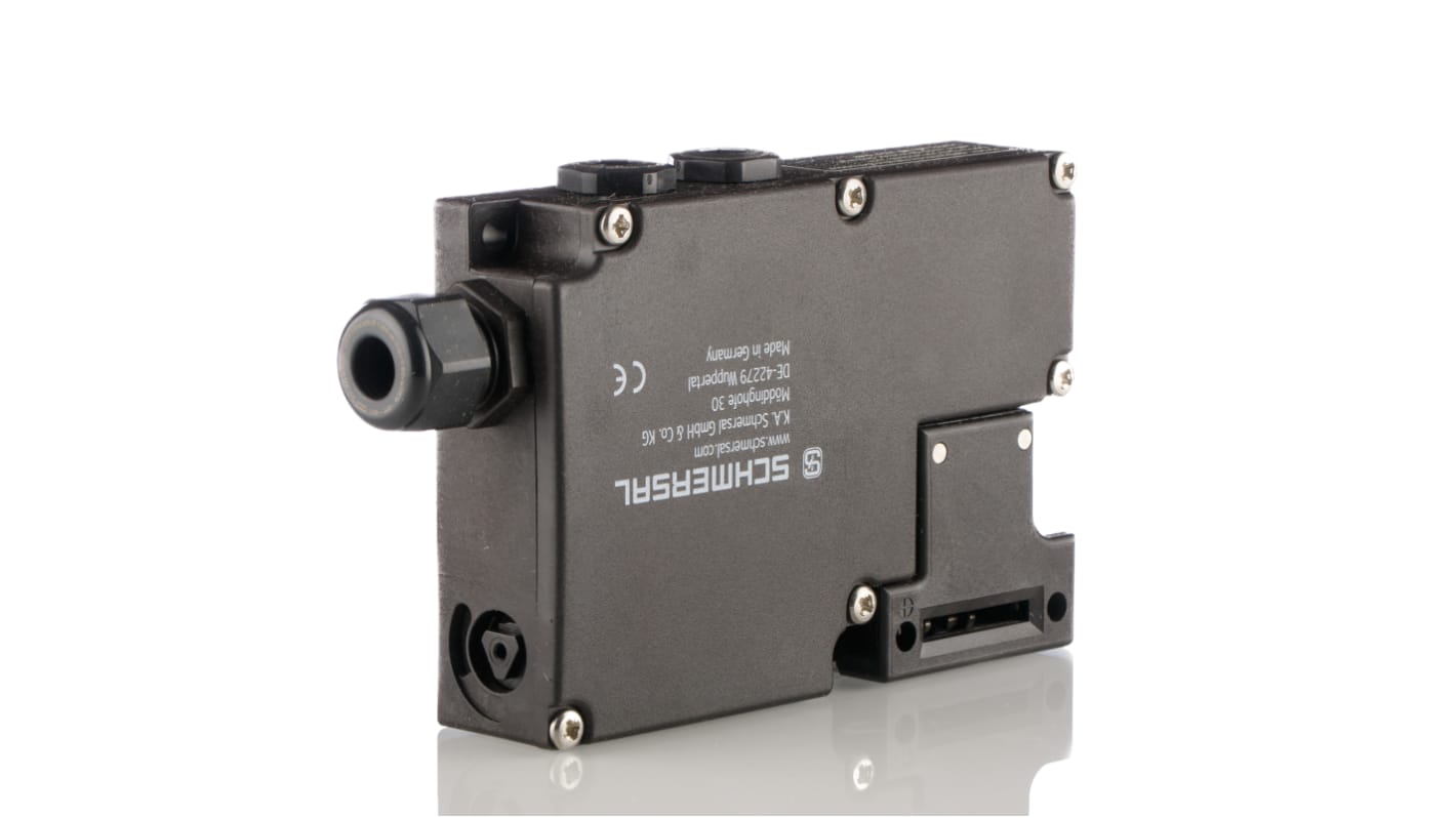 Interruttore di interblocco a solenoide Schmersal EX-AZM 161, 24V, 2NC, IP67, dimensioni 130 x 114 x 30 mm, peso 470 g.