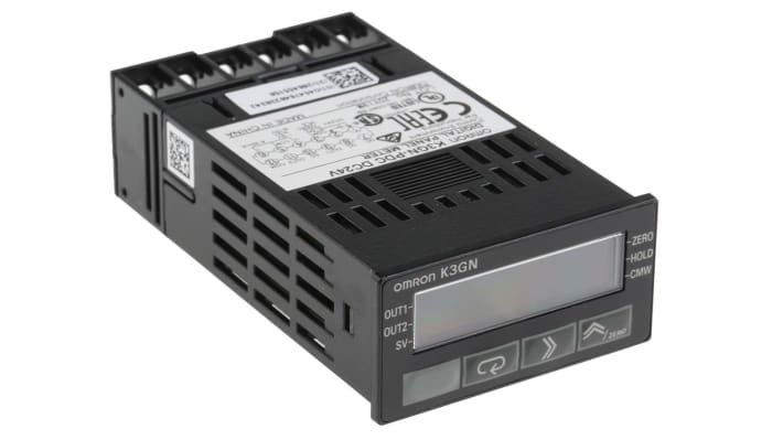 Misuratore digitale multifunzione Omron K3GN-PDC 24 VDC, display LCD 5 cifre, dimensioni 24x48 mm, grado di protezione IP66.