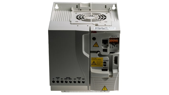 Inverter trifase ABB ACS355-03E-12A5-4, potenza 5,5 kW, montaggio a pannello, dimensioni 236x169x195 mm.