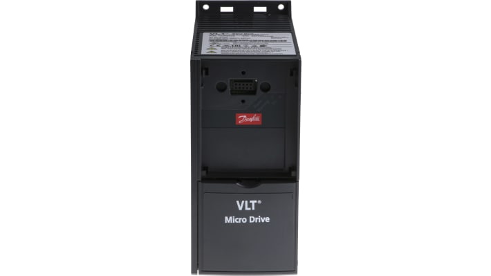 Inverter Danfoss 132F0022 VLT FC51, 2,2 kW, trifase, montaggio a pannello, dimensioni 176x75x168 mm, grado di protezione IP20.