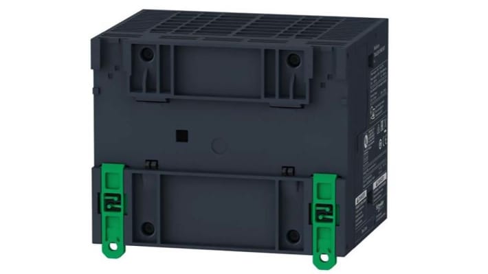 Controllore logico Schneider Electric TM262M35MESS8T, 4 ingressi digitali, 4 uscite, alimentazione 24 V c.c., dimensioni 100x90x125 mm.