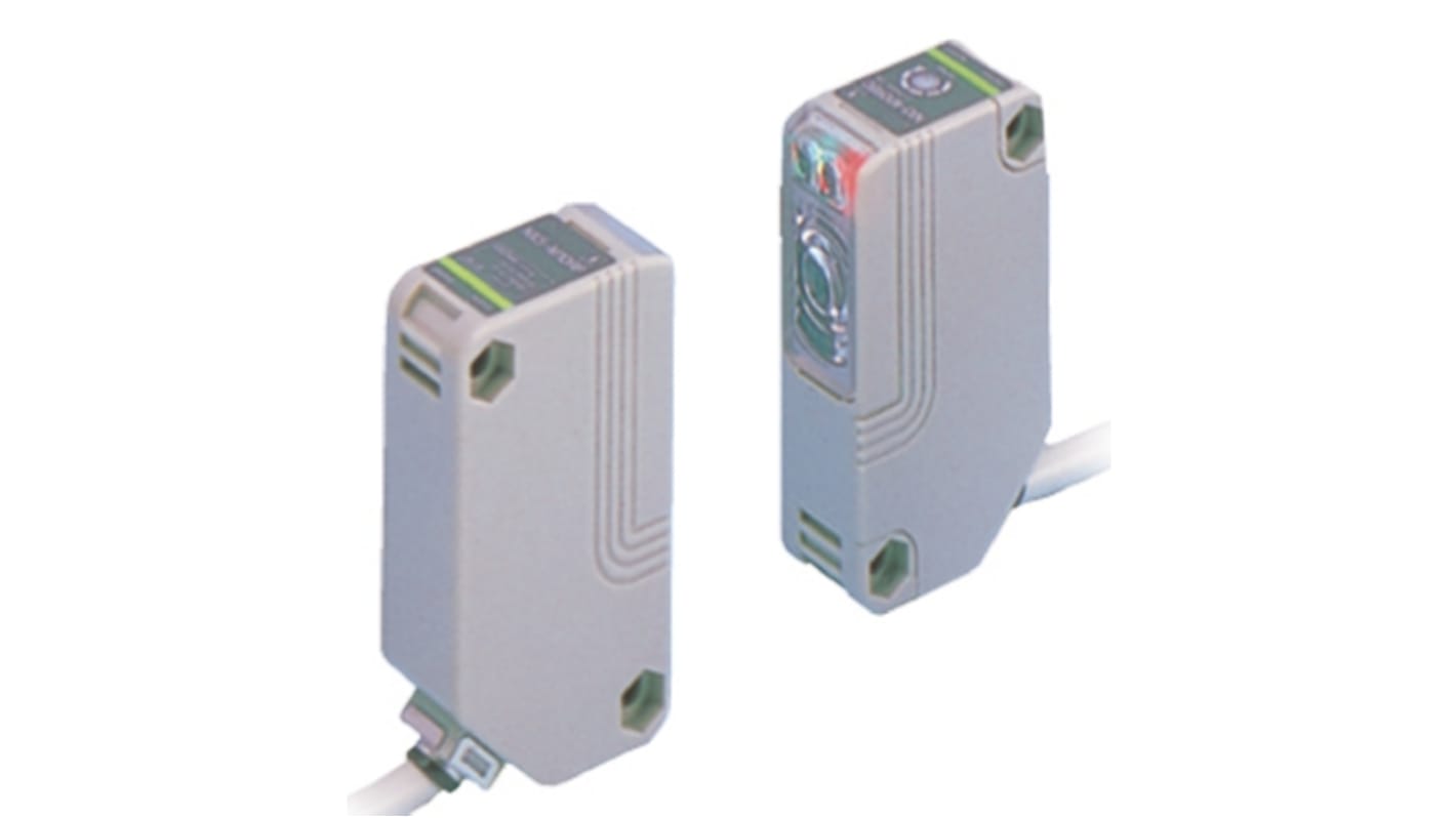 Sensore fotoelettrico rettangolare Panasonic NX5M30A, rilevamento fino a 30 m, uscita relè, grado di protezione IP66.