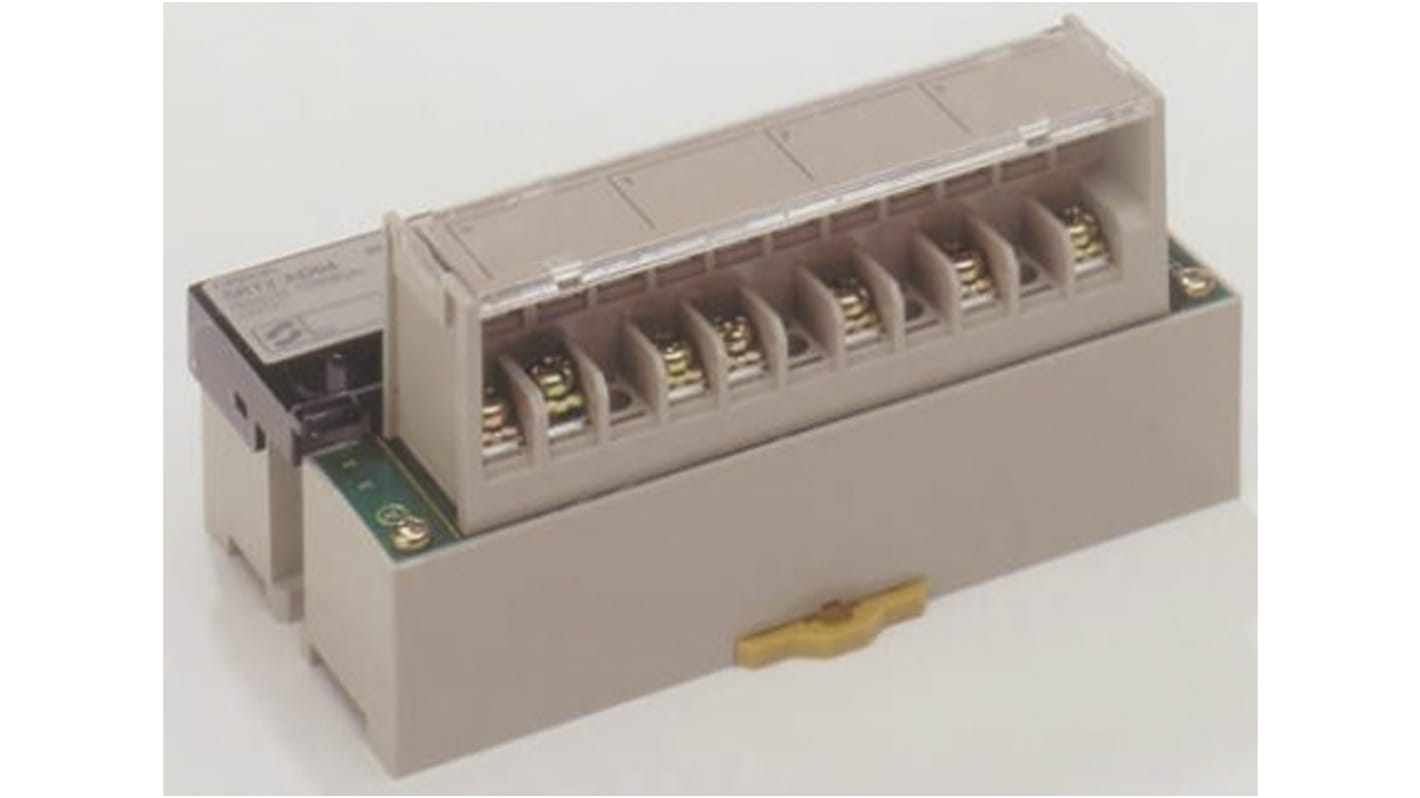 Modulo I/O Omron SRT2ROC08, 8 uscite relè, gestione 256 I/O remoti, dimensioni 50 x 100 x 50 mm.