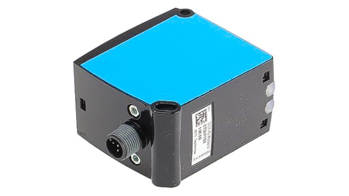 Sensore di distanza Sick DT50-P1123, rettangolare, rilevamento 200 mm - 10 m, montaggio a pannello, IP65.