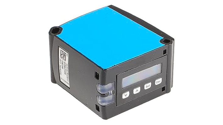 Sensore di distanza Sick DT50-P1123, rettangolare, rilevamento 200 mm - 10 m, montaggio a pannello, IP65.