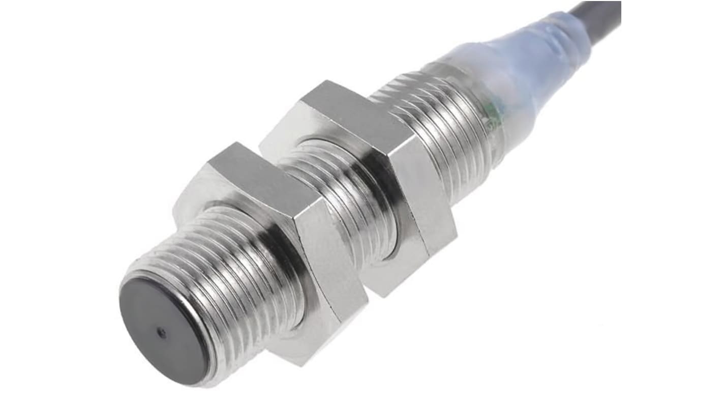 Sensore di prossimità cilindrico PNP Omron E2A-M12KS04-WP-B2 5M, rilevamento 4 mm, alimentazione 12-24 V c.c., IP67, montaggio a filo.