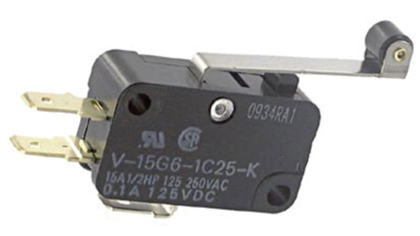 Microinterruttore Omron V-15G6-1C25-K, SP-CO, attacco rapido, 15 A a 250 V, protezione IP40, durata 100000 operazioni.