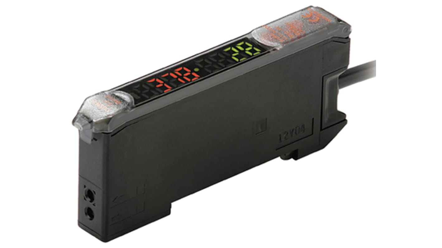 Omron E3X-NA51 2M, sensore PNP per fibre ottiche, rilevamento fino a 150 mm, alimentazione 12-24 V c.c., dimensioni 31,6 x 10 x 67,3 mm.