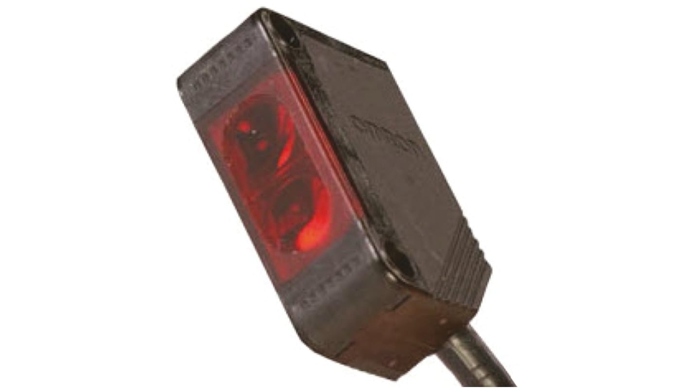 Sensore fotoelettrico Omron E3Z-T66, rilevamento diretto fino a 15 m, uscita NPN, connettore M8, grado di protezione IP67.