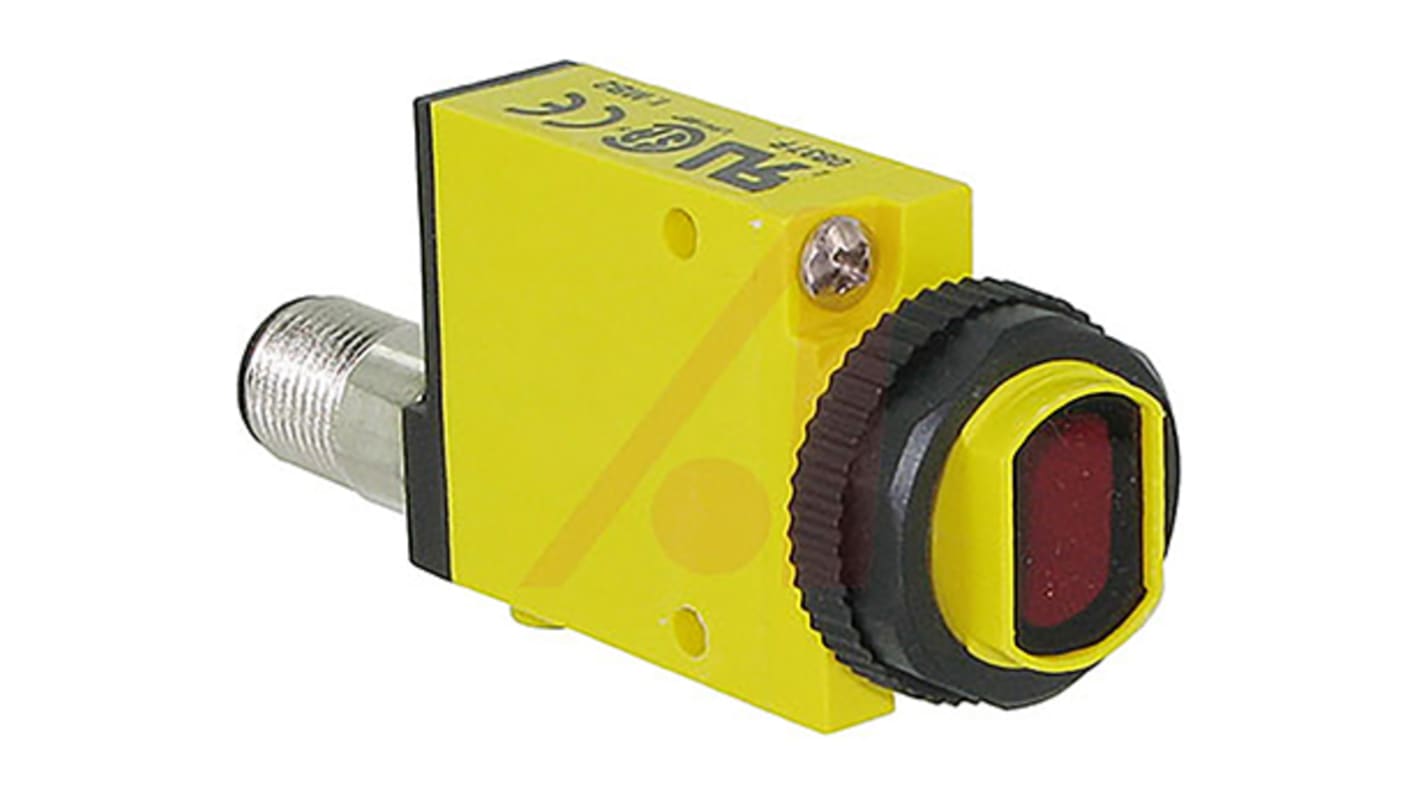 Banner SM31RL, sensore fotoelettrico rettangolare con rilevamento fino a 30 m, uscita NPN/PNP, IP67, montaggio frontale.