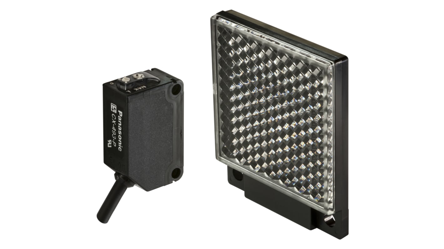 Sensore fotoelettrico rettangolare Panasonic CX-493-Y, rilevamento fino a 5 m, uscita NPN, montaggio a pannello, IP67.