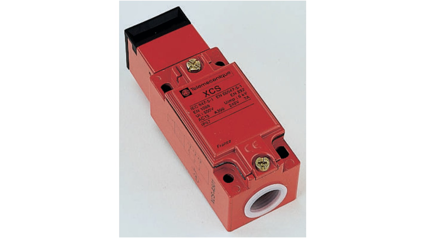 Interruttore di interblocco di sicurezza a chiave Telemecanique Sensors XCSA511, 2NA/1NC, IP67, custodia in lega di zinco, dimensioni 113.5mm x 40mm x 44mm.