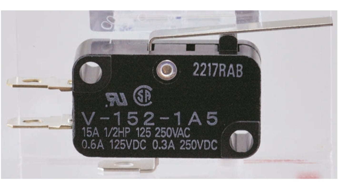 Microinterruttore Omron VX-012-1C23 SPDT con attuatore a leva, corrente nominale 100 mA, protezione IP40, durata 10 milioni di operazioni.
