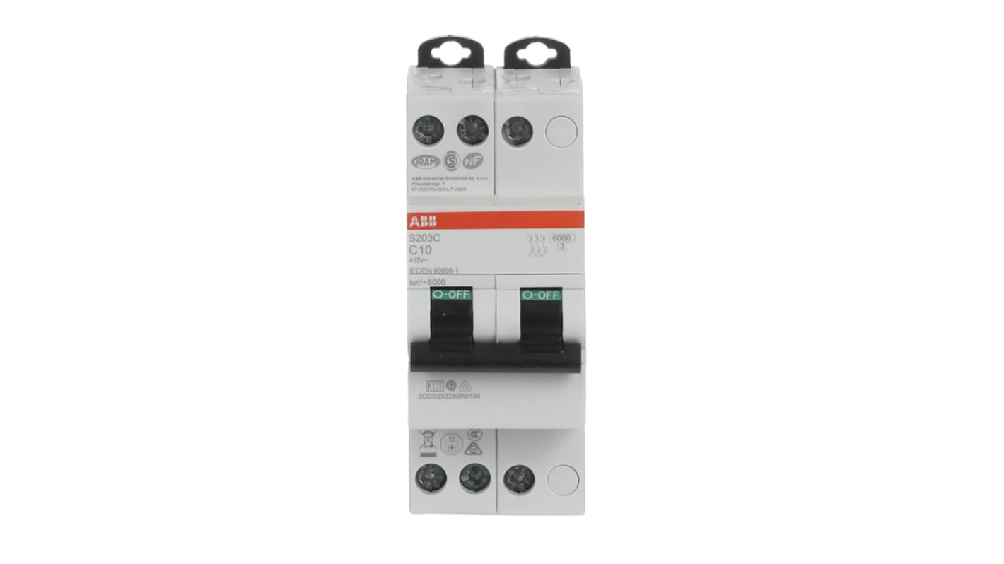 Interruttore magnetotermico ABB 3 poli, 10A, Tipo C, montaggio su guida DIN, dimensioni 70mm x 36mm x 70mm.