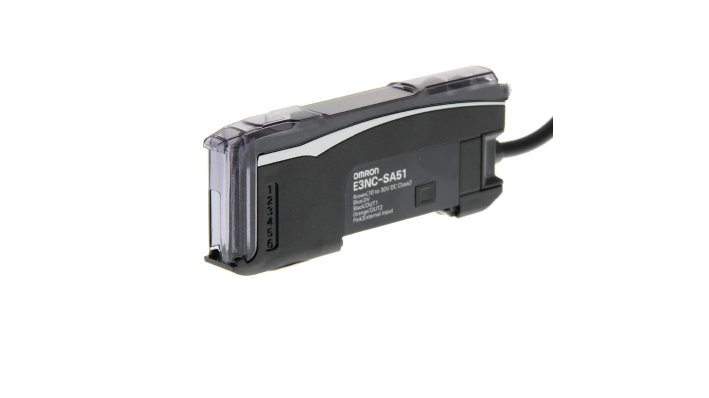 Sensore PNP Omron E3NC-SA51 2M con amplificatore laser CMOS, cavo da 2 m, gamma di rilevamento 1,2 m.