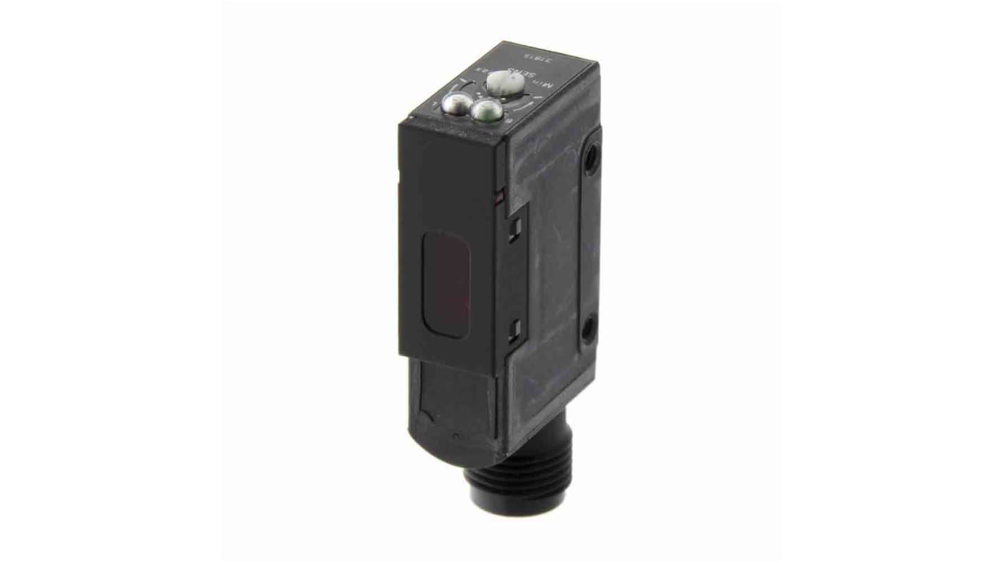 Omron E3S-R86, sensore fotoelettrico rettangolare a retroriflessione, rilevamento 100 mm, uscita PNP, connettore M12 a 3 pin.
