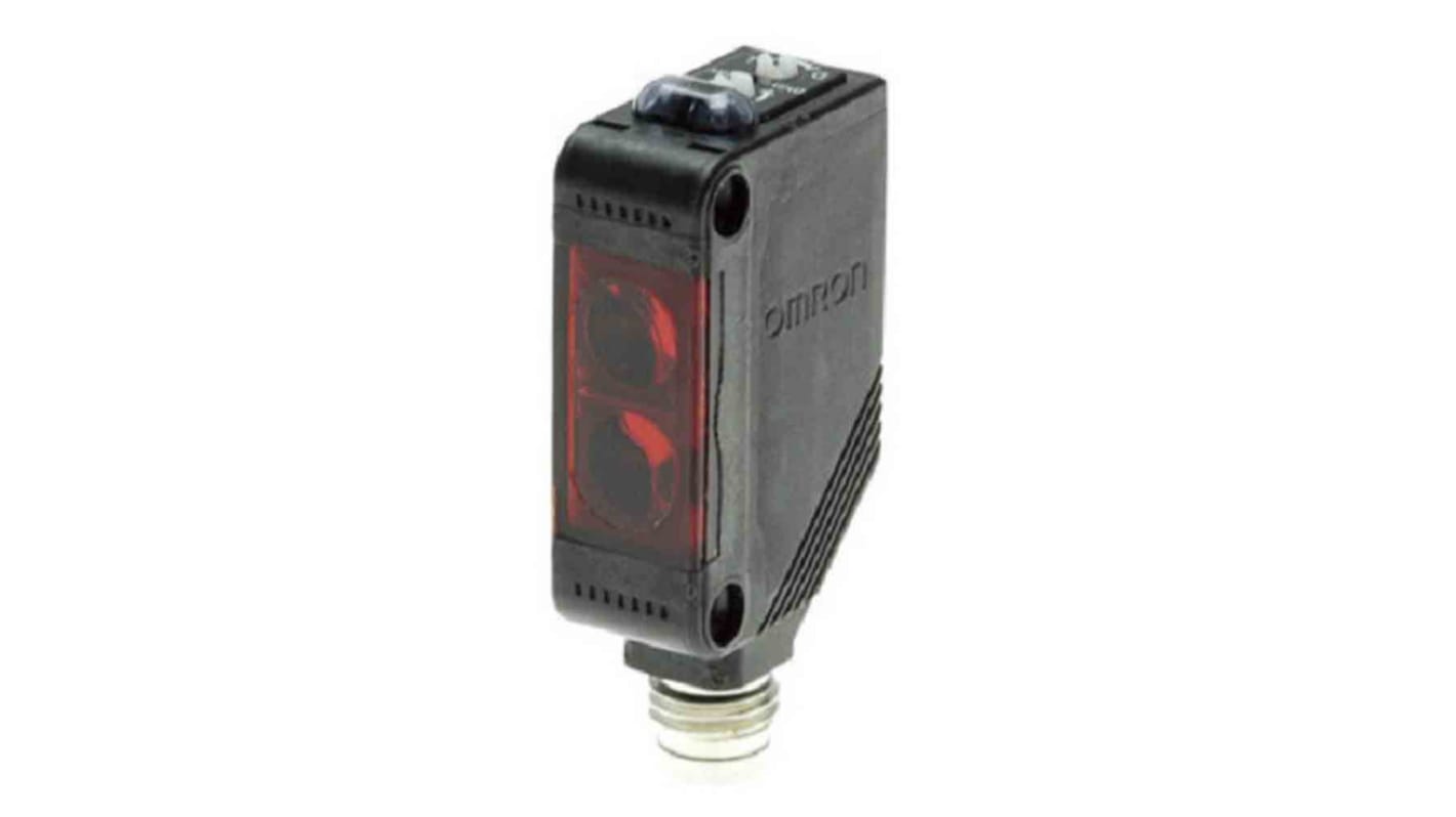 Omron E3Z-L66, sensore fotoelettrico rettangolare a diffusione, rilevamento da 60 mm a 120 mm, uscita NPN, grado di protezione IP67/IP69K, connettore M8.