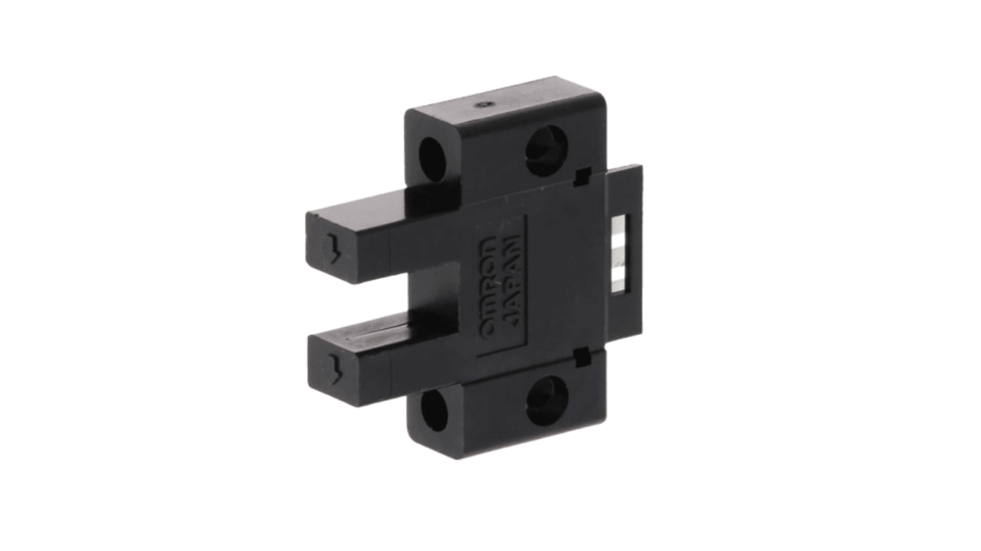 Sensore fotoelettrico a forcella Omron EE-SX670R, rilevamento 5 mm, uscita PNP, grado di protezione IP50.