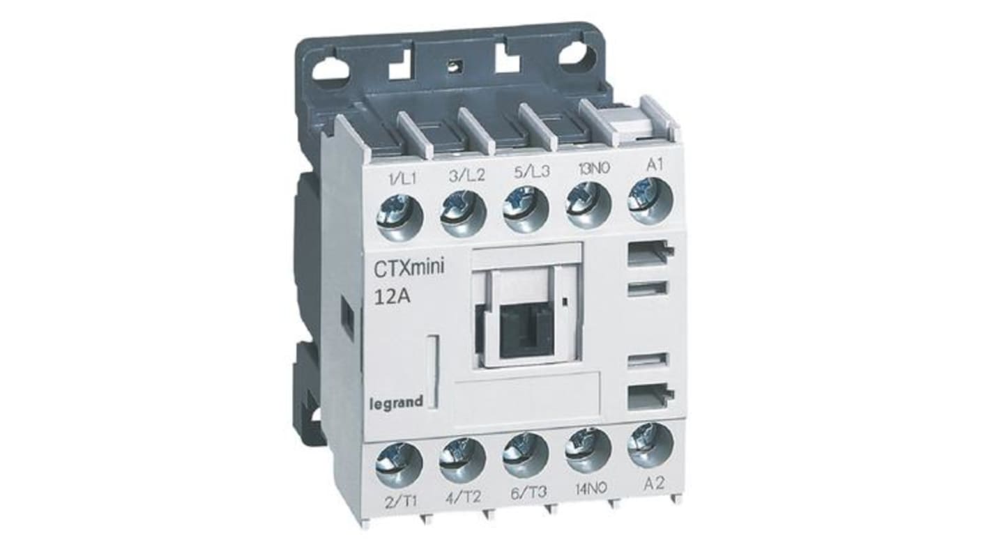 Contattore Legrand 417040 a 3 poli, 12 A, 24 V c.a., potenza 5,5 kW, terminali a vite, grado di protezione IP20.