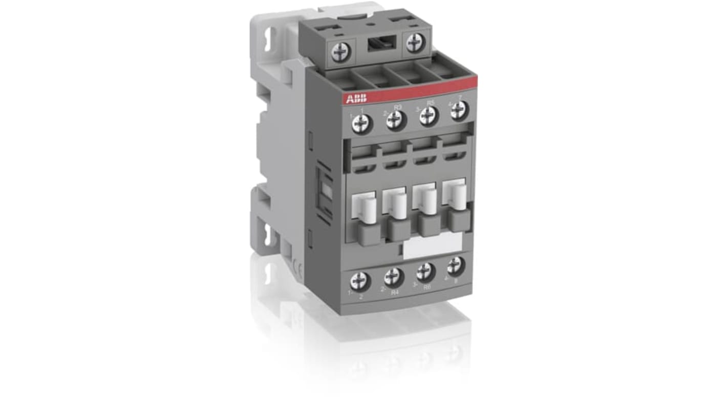 Contattore ABB 1SBL176501R2000 per controllo motori, 4 poli, 30 A, 7,5 kW, tensione 12-20 V c.c., grado di protezione IP20.