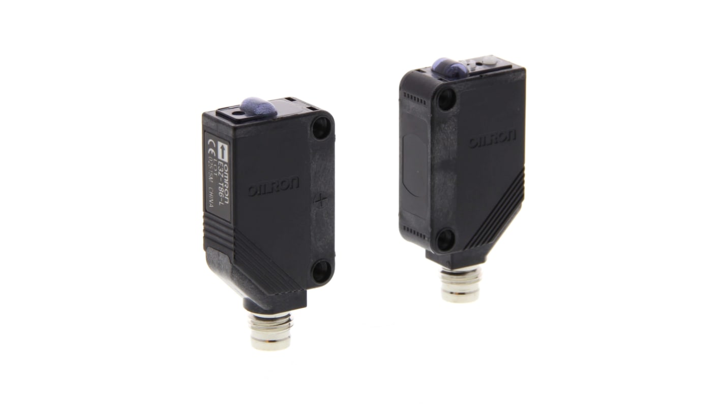 Sensore fotoelettrico Omron E3Z-T86, rettangolare, rilevamento fino a 15000 mm, uscita PNP, connettore M8 a 4 pin.