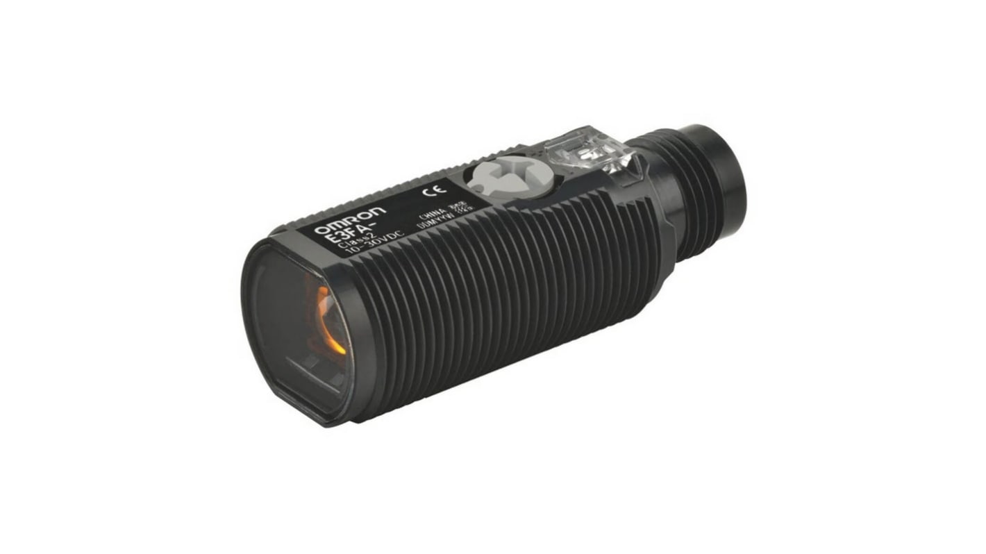 Sensore fotoelettrico cilindrico a retroriflessione Omron E3FA-BP21, rilevamento 200 mm, uscita NPN, robusto e impermeabile.