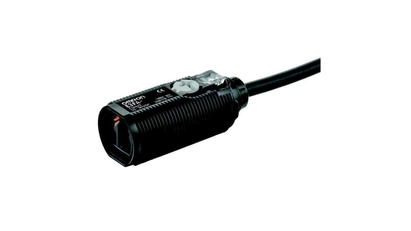 Sensore fotoelettrico cilindrico Omron E3FA-DP15-F2 2M, rilevamento fino a 300 m, uscita PNP, robusto e impermeabile.