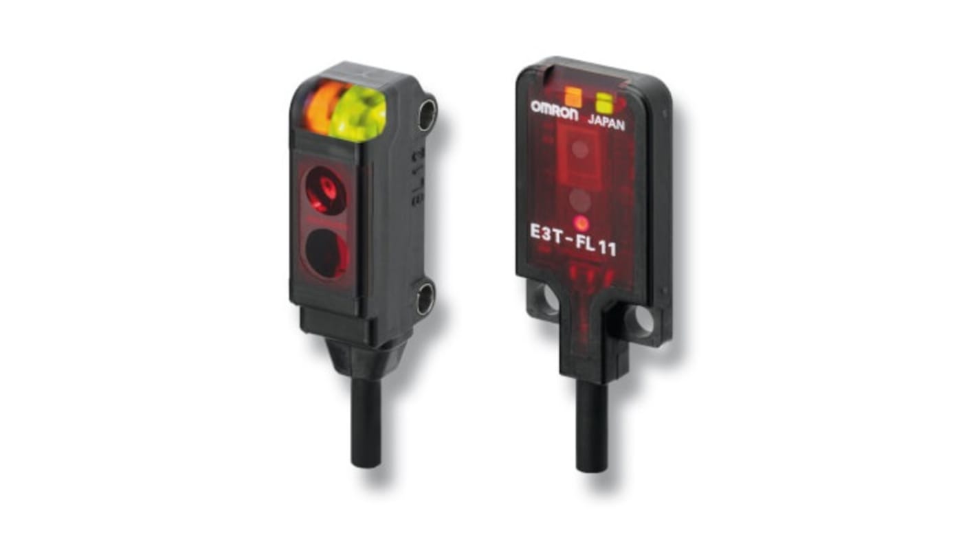 Omron E3T-FL23-M5J 0.3M, sensore fotoelettrico rettangolare a retroriflessione, rilevamento fino a 150 mm, grado di protezione IP67.