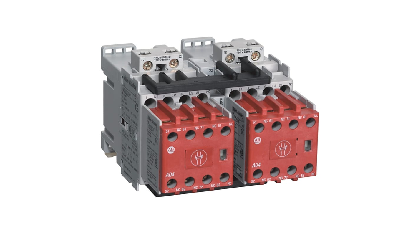 Contattore Rockwell Automation 104S-C09EJ210BC, 3 poli NO, 9 A, 24 V c.c., con contatti ausiliari montati frontalmente.