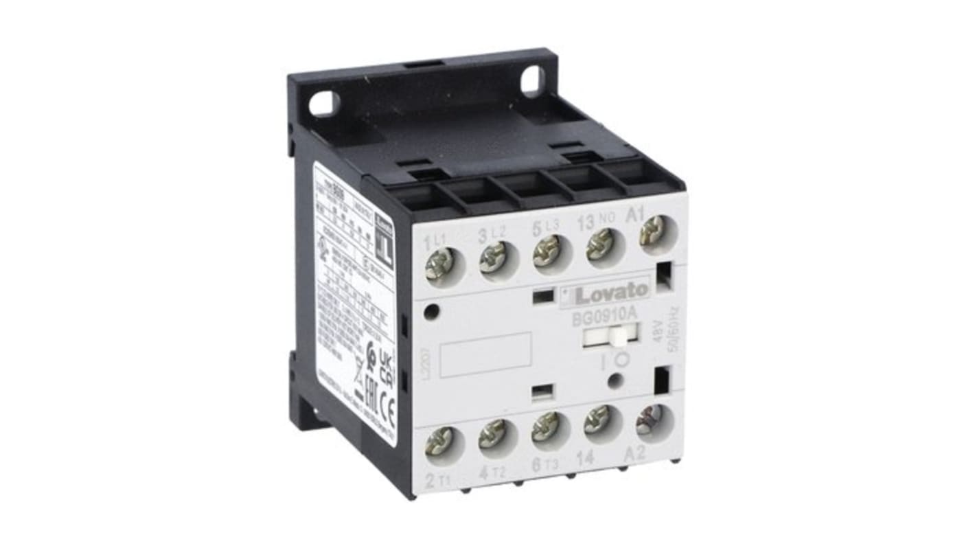 Contattore tripolare Lovato 11BG0910A12060, serie BG09, 9 A, 5 kW, 120 V bobina, 690 V contatti, fusibile integrato.