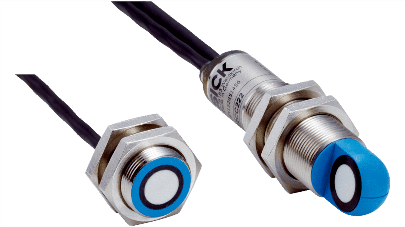 Sensore fotoelettrico cilindrico Sick UD18-22CC242, rilevamento a 20 mm, uscita NPN, montaggio filettato, grado di protezione IP65.