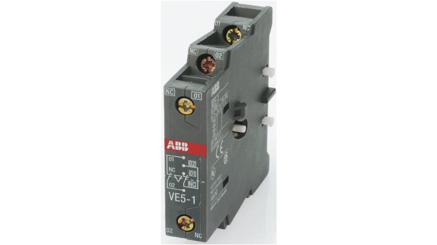 Interblocco contattore VE5 ABB 1SBN030110R1000, dispositivo meccanico con 2 contatti NC, per serie A9 a A40, 4-18 kW, 4 A a 230 V.